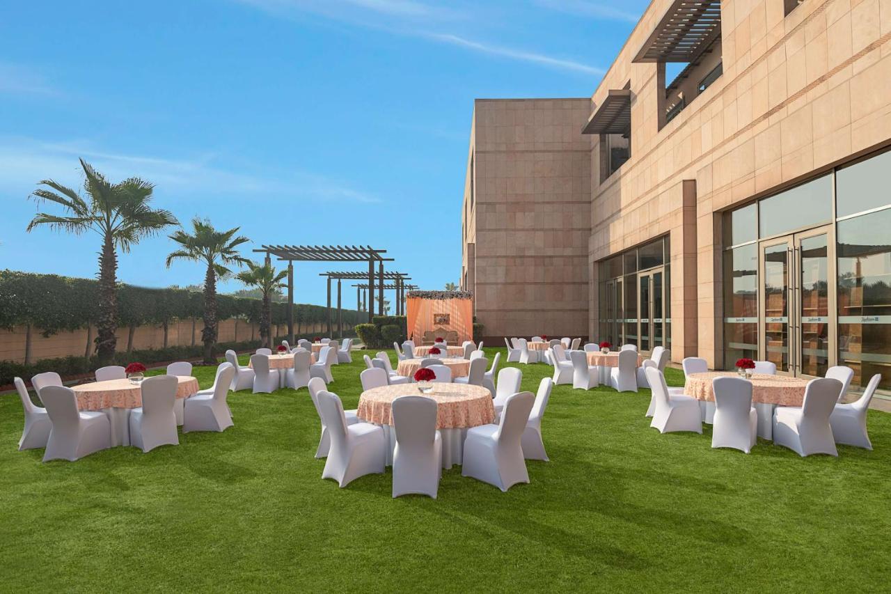 Radisson Blu Hotel Amritsar Exteriér fotografie The Westin, Gurgaon