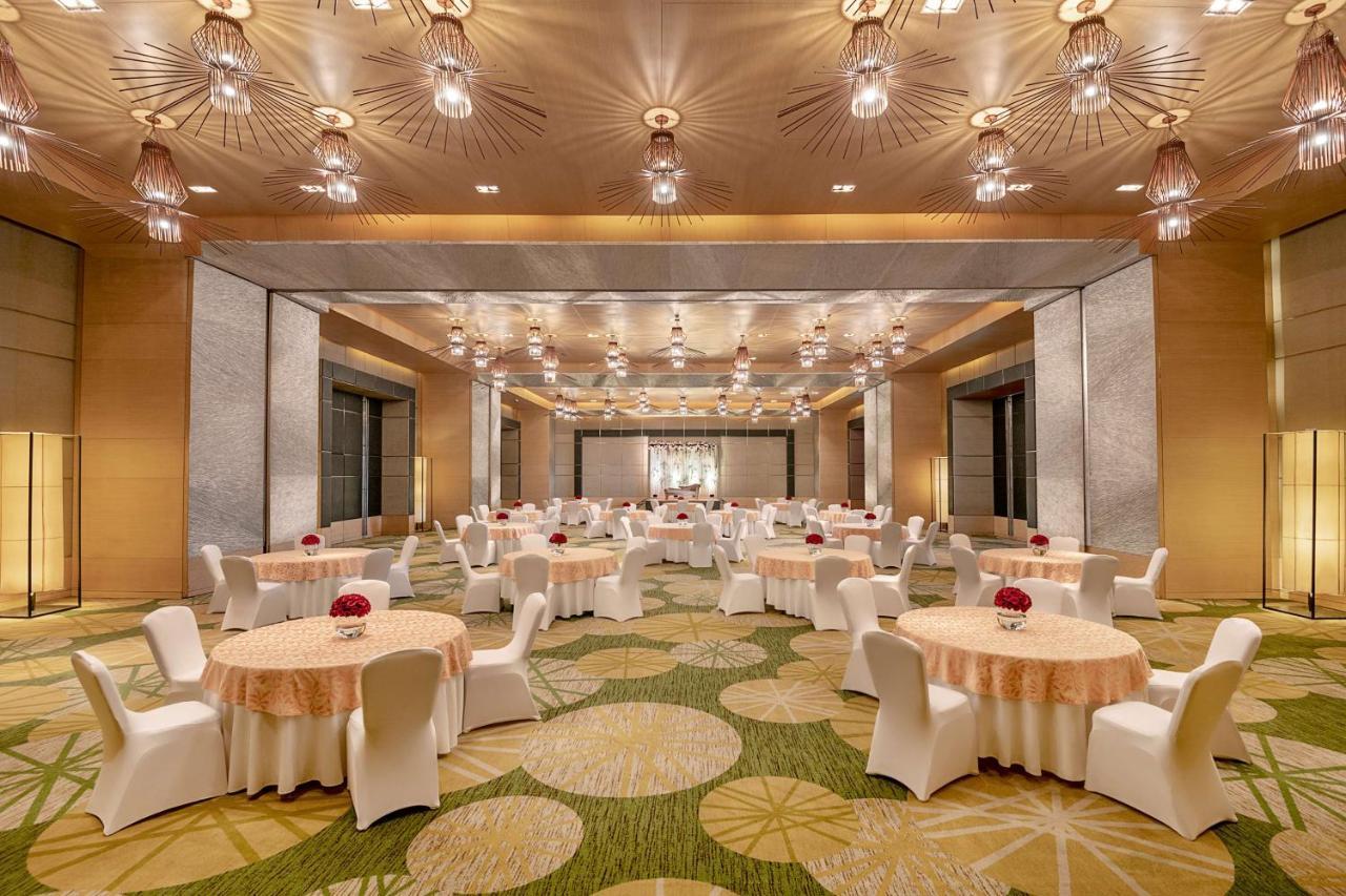 Radisson Blu Hotel Amritsar Exteriér fotografie The Grand Ballroom