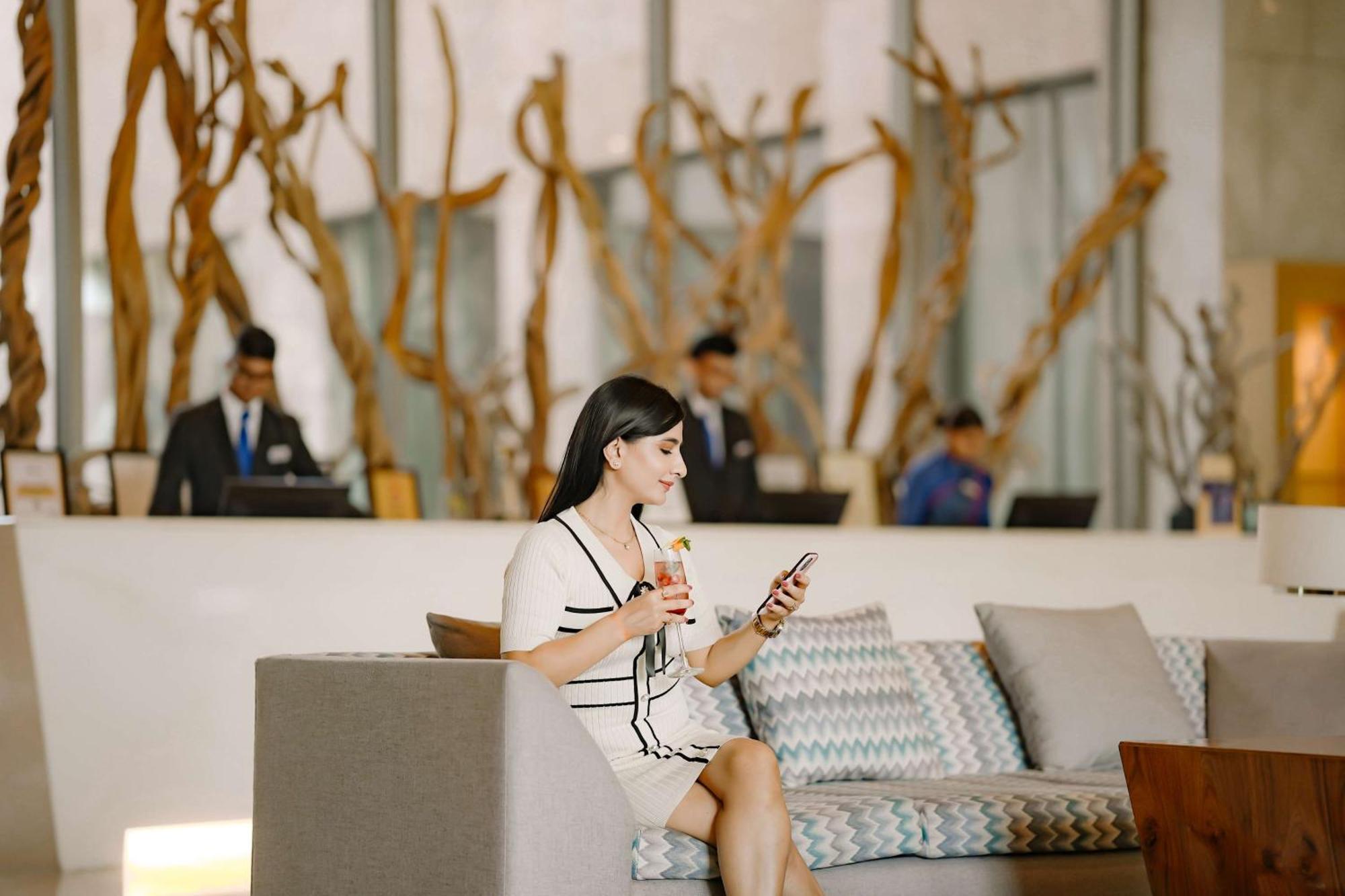 Radisson Blu Hotel Amritsar Exteriér fotografie Lobby