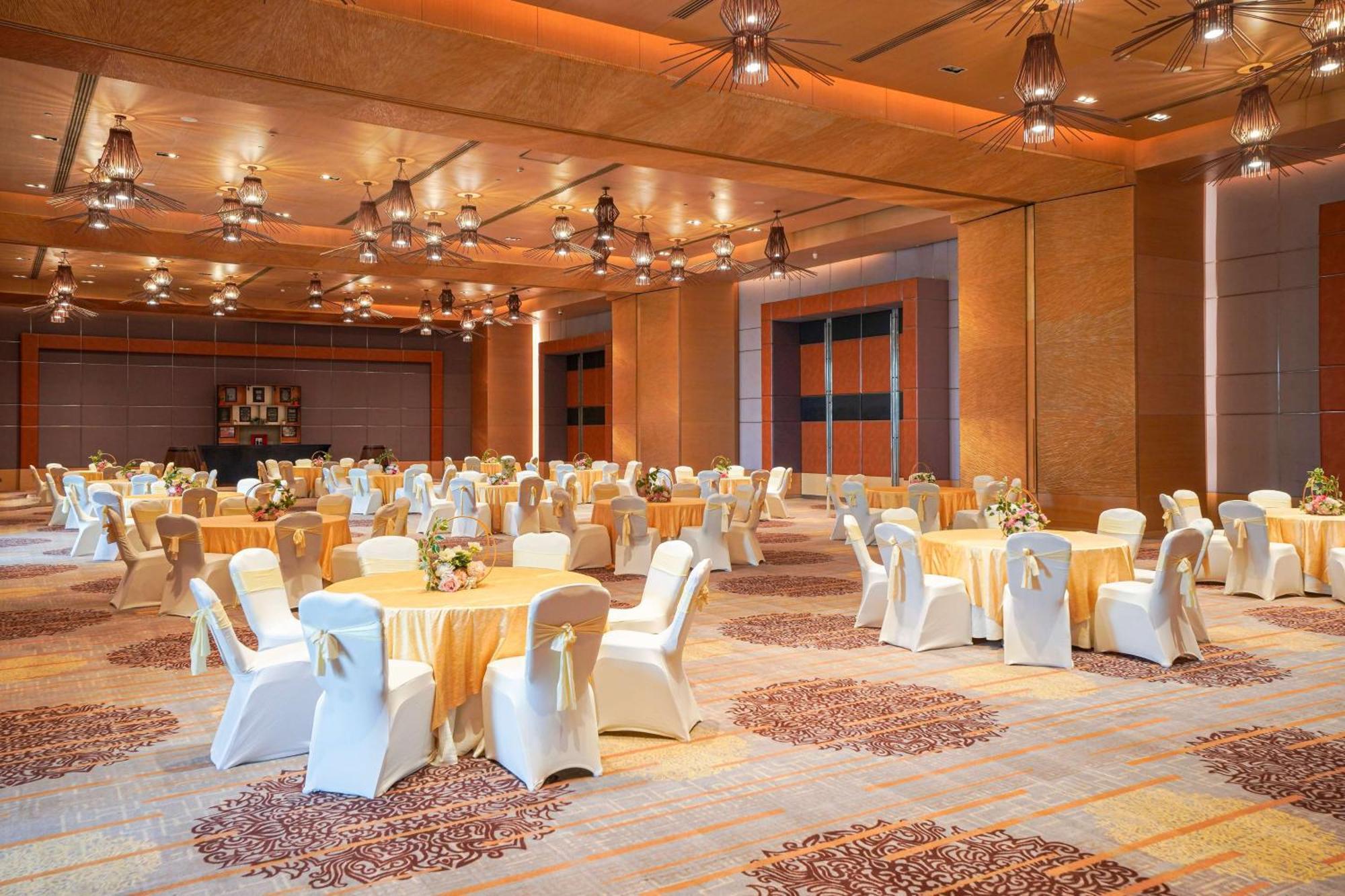 Radisson Blu Hotel Amritsar Exteriér fotografie The Grand Ballroom
